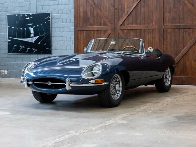 Jaguar E-Type 3.8