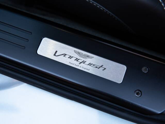 Aston Martin Vanquish