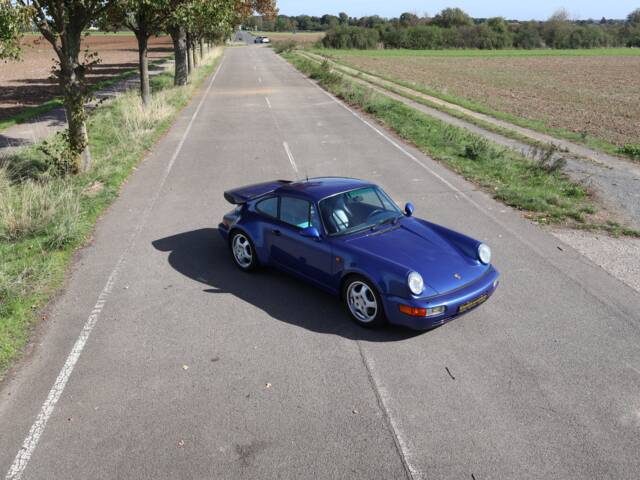 Porsche 911 Turbo 3.3