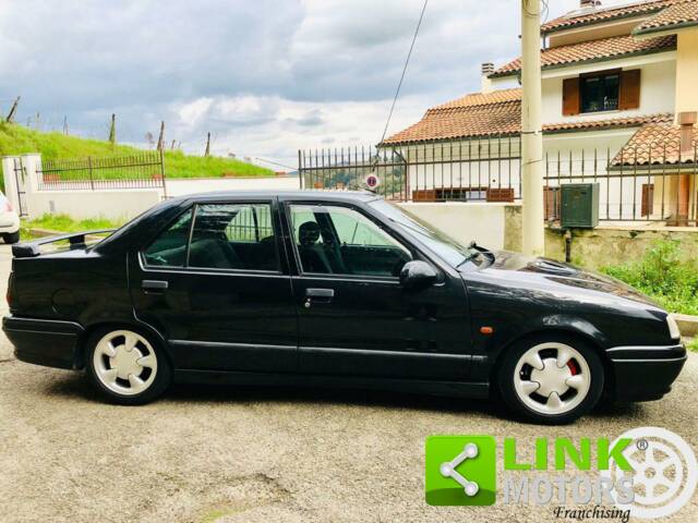 Image 1/10 de Renault R 19 16V (1993)