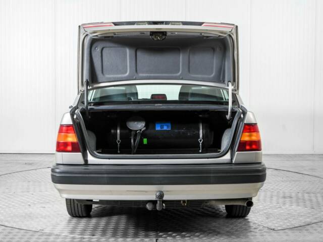 Volvo 940 2.3i