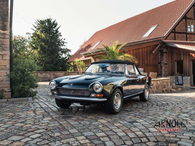 Image 1/46 of FIAT 124 Spider CS (1973)