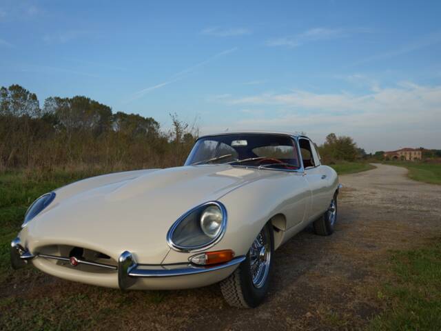 Jaguar E-Type 3.8