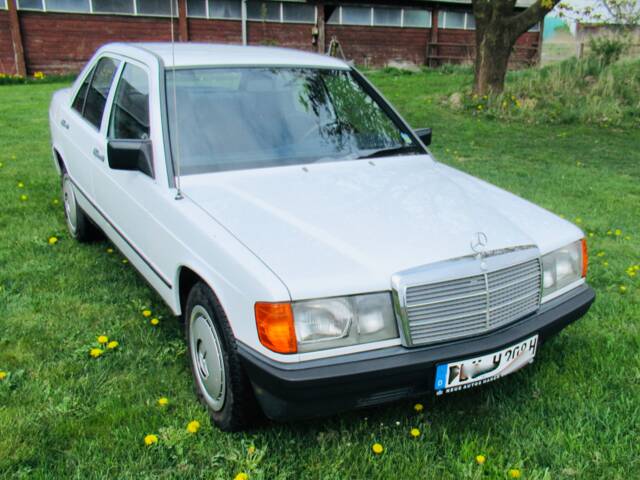 Afbeelding 1/25 van Mercedes-Benz 190 D 2.5 (1986)