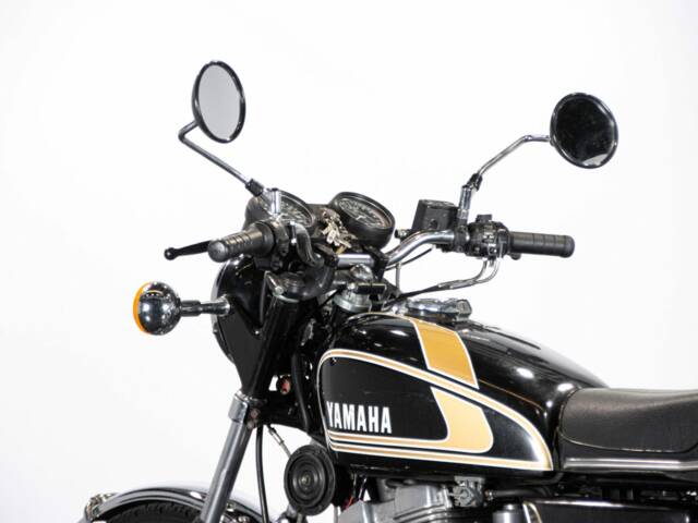Yamaha TX 500