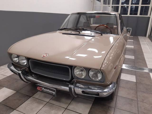 FIAT 124 Sport Coupe