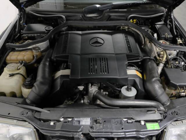 Mercedes-Benz E 500