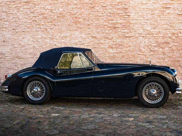 Jaguar XK 140 DHC
