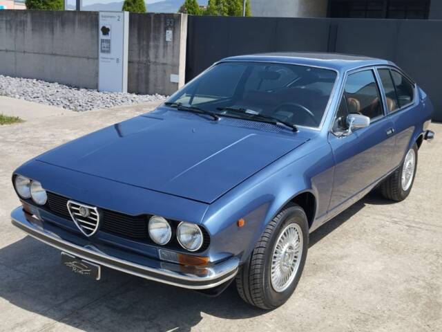 Afbeelding 1/50 van Alfa Romeo Alfetta GT 1.8 (1975)