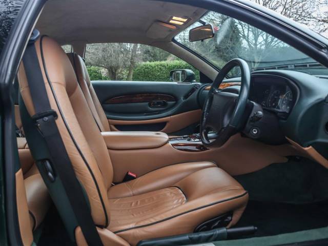 Aston Martin DB 7 Vantage
