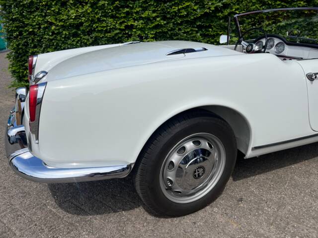 Alfa Romeo Giulia 1600 Spider