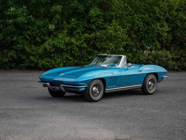 Bild 1/43 von Chevrolet Corvette Sting Ray Convertible (1965)