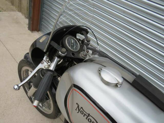 Norton Manx 40M