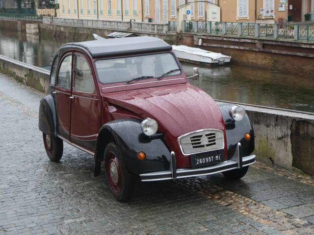 Citroën 2 CV 6 Charleston