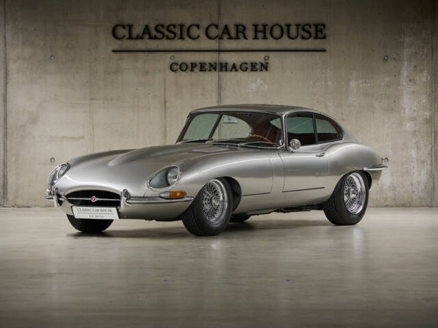 Image 1/99 de Jaguar Type E 3.8 (1964)
