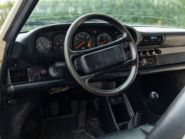 Porsche 911 Carrera 3.2 (WTL)