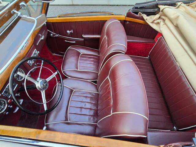 Mercedes-Benz 220 Cabriolet A