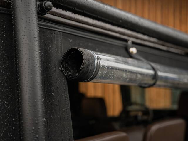 Land Rover 110