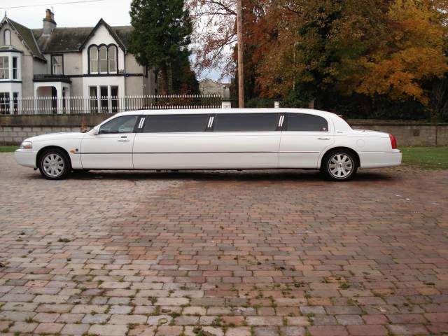 Bild 1/10 von Lincoln Town Car (1999)
