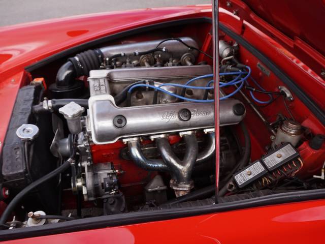 Alfa Romeo 2000 Spider