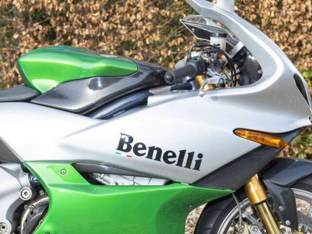 Benelli Tornado Tre 900