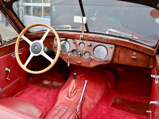 Jaguar XK 140 DHC