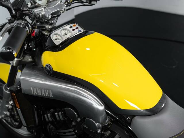 Yamaha V-Max 1200