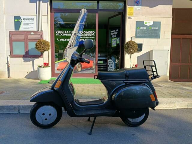 Piaggio Vespa Cosa 125