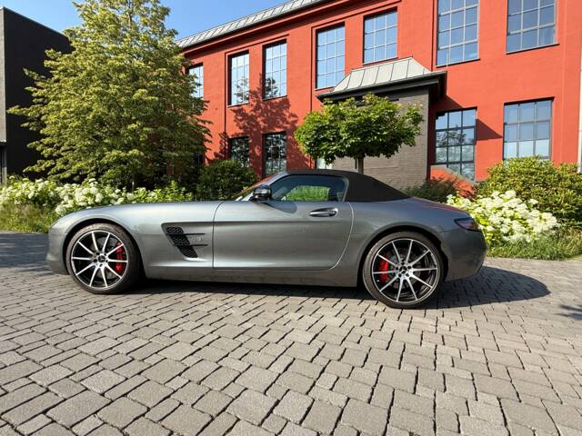 Mercedes-Benz SLS AMG GT Roadster