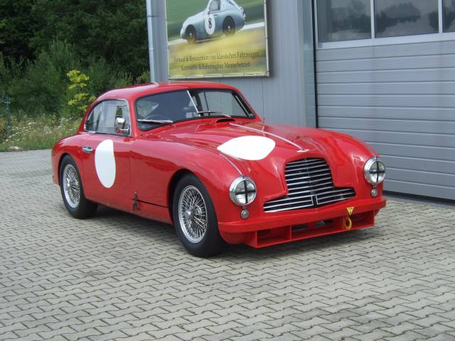Aston Martin DB 2