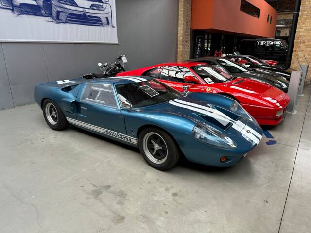 Immagine 1/19 di KVA GT40 (1982)