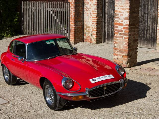 Jaguar E-Type V12 (2+2)
