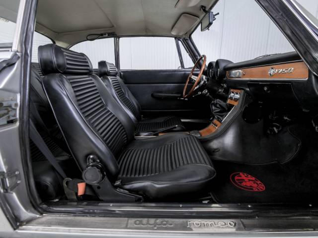 Alfa Romeo 1750 Gt Veloce 1969 F 252 R 34 900 Eur Kaufen