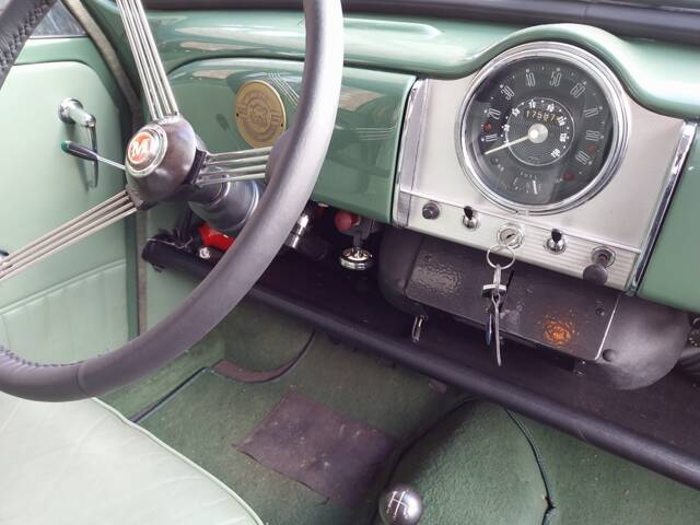 Morris Minor 1000 Traveller