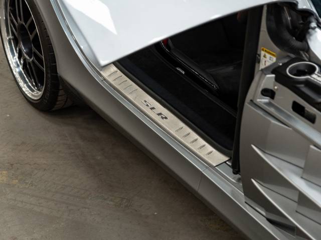 Mercedes-Benz SLR McLaren 722