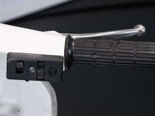 Piaggio Vespa 50 Special