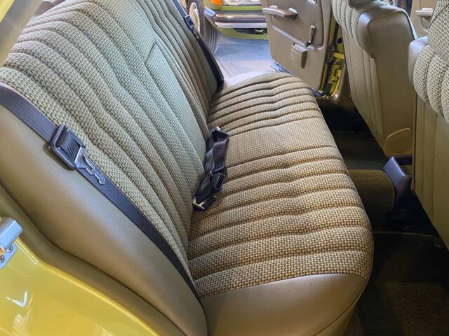 Mercedes-Benz 200 D