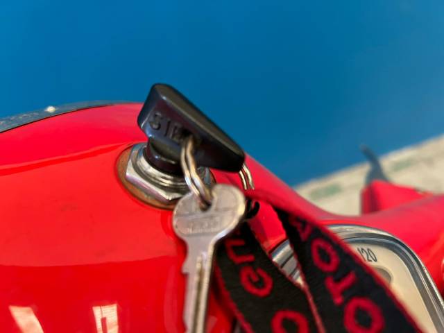 Piaggio Vespa 180 SS
