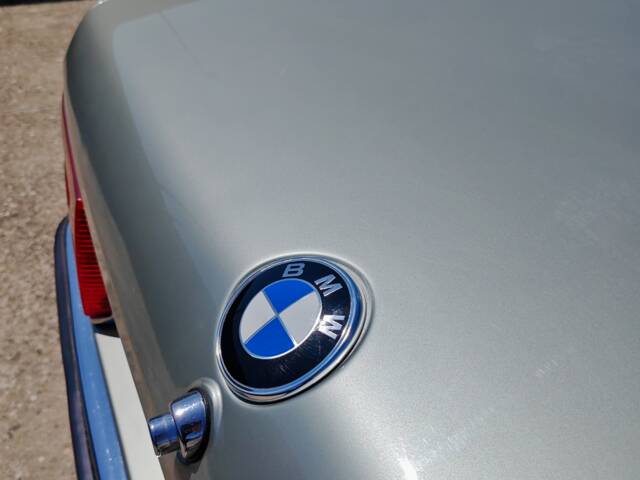 BMW 745i