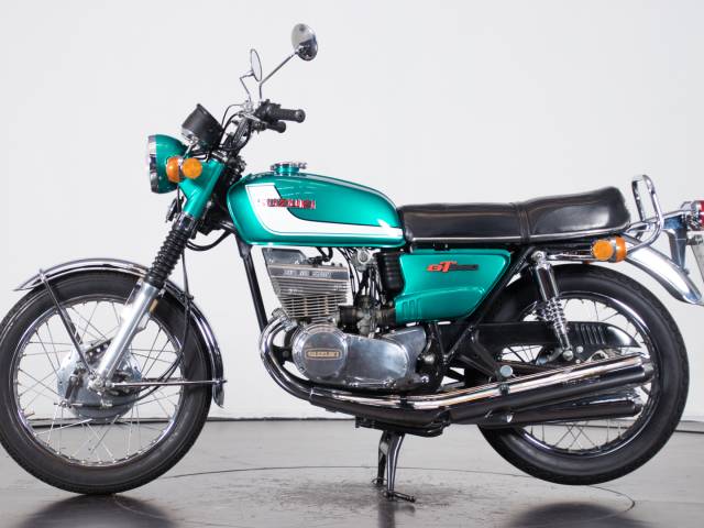 Immagine 1/17 di Suzuki DUMMY (1972)