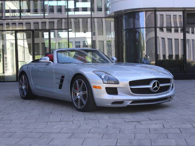 Mercedes-Benz SLS AMG Roadster