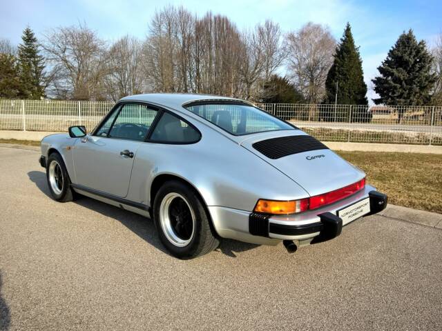 Porsche 911 Carrera 3.2
