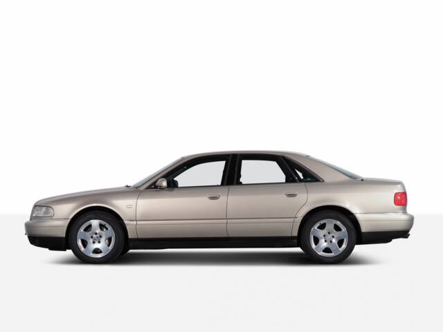 Audi A8 3.7 quattro