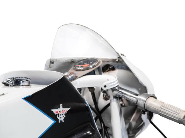 Rumi Junior Gentleman 125