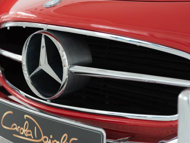 Mercedes-Benz 300 SL Roadster