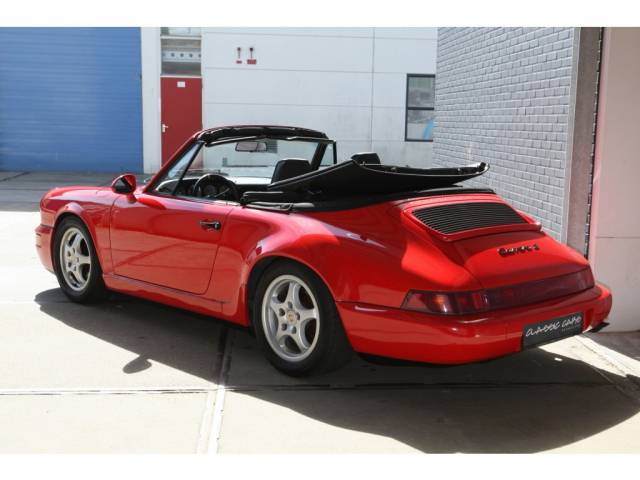 Porsche 911 Carrera 4