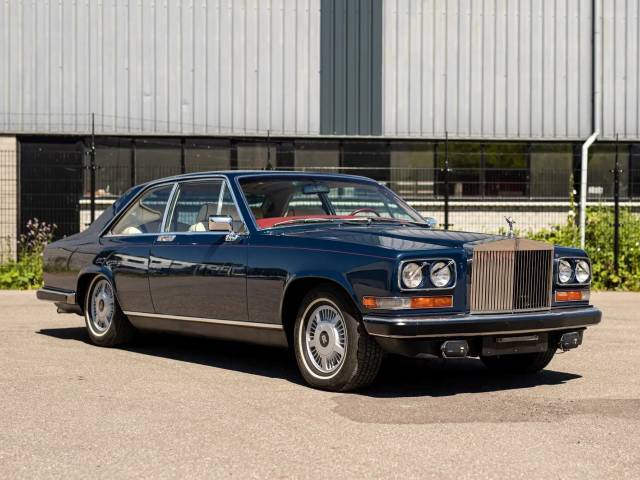 Immagine 1/8 di Rolls-Royce Camargue (1985)