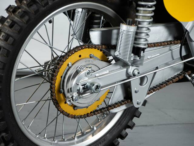 SWM 125 Six Days
