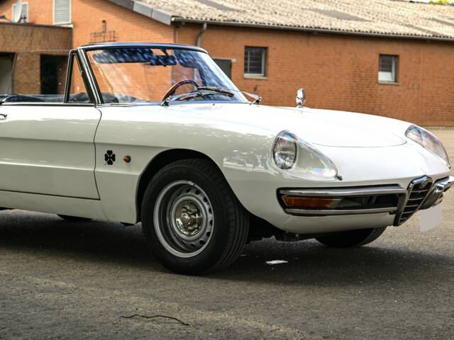Alfa Romeo 1750 Spider Veloce