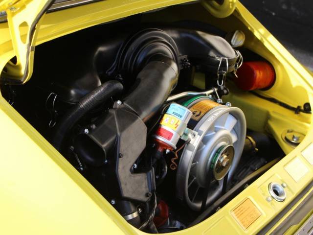 Porsche 911 2.4 E